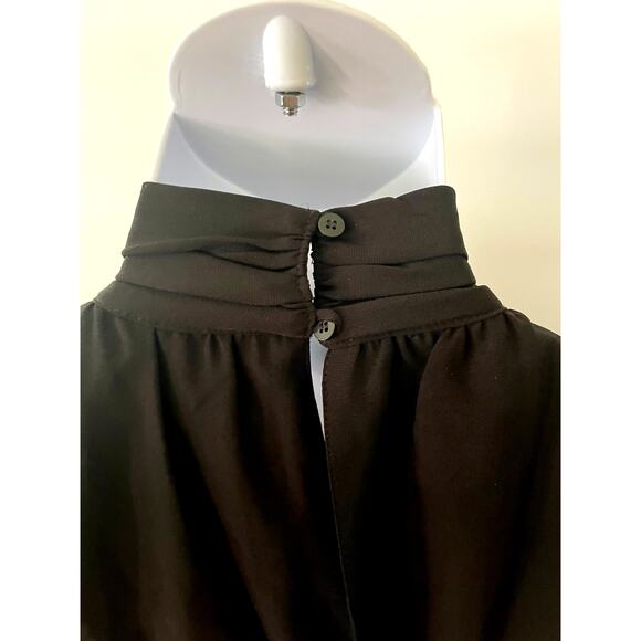 MAX STUDIO LONDON, SIZE XS, BLACK JUMPSUIT, LOW V, HALTER - Picture 4 of 5